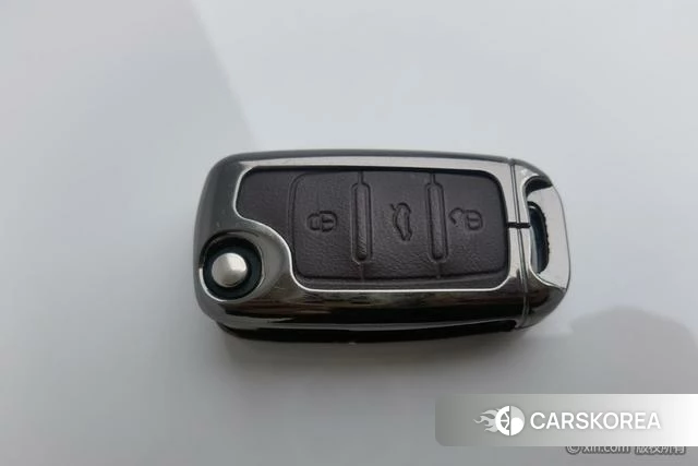 Volkswagen Lavida id 4212330 из Китая 21