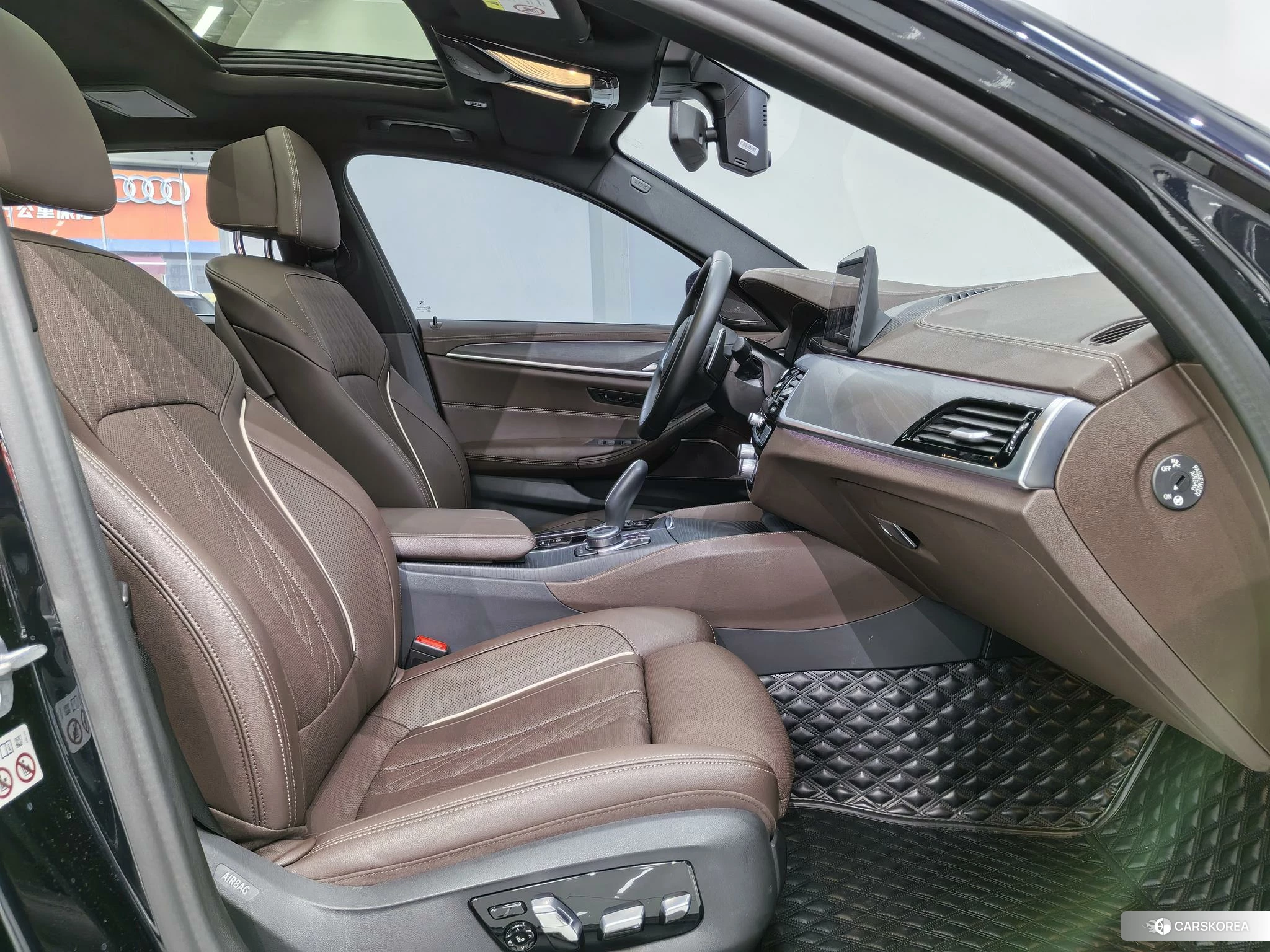 BMW 5 series id 4426708 из Китая 23