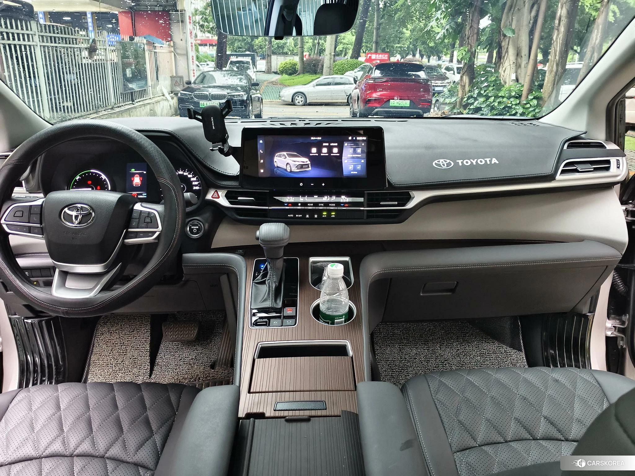Toyota Sienna id 4514021 из Китая 21