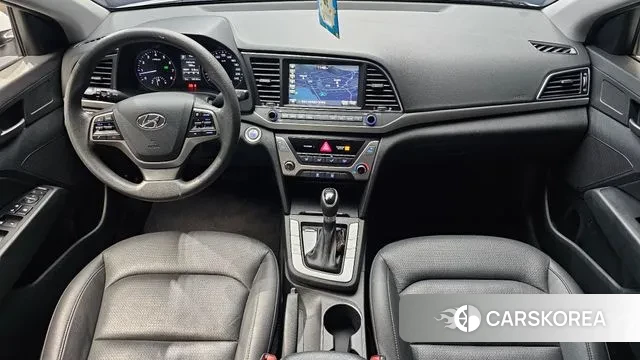 Hyundai Avante AD id 3714026 из Кореи 17