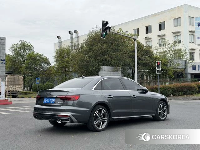 Audi A4L id 4276831 из Китая 7