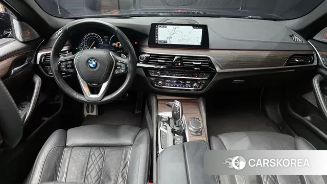 BMW 5 Series (G30) id 3009453 из Кореи 17