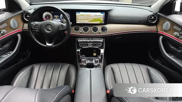 Mercedes-Benz E-Class W213 id 3661944 из Кореи 17