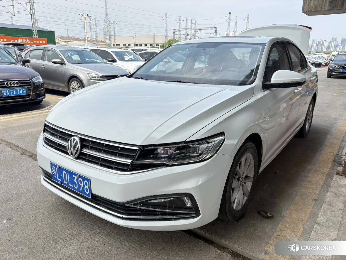 Volkswagen Bora id 4440601 из Китая 7