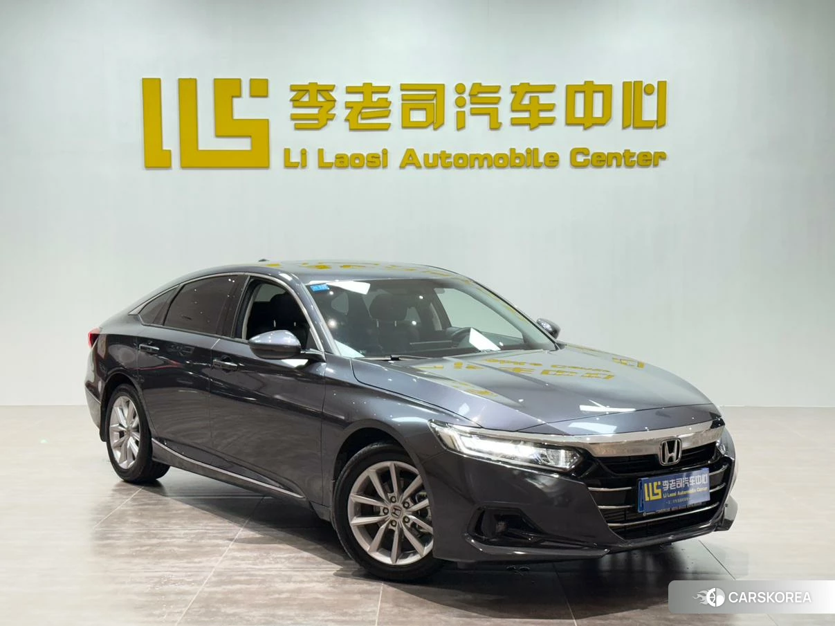 Honda Accord id 4420368 из Китая 31