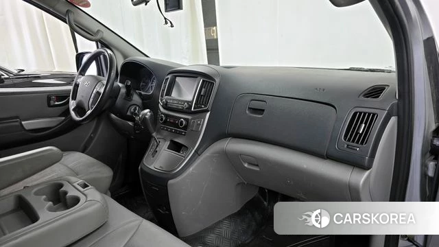 Hyundai The New Grand Starex id 4331519 из Кореи 17