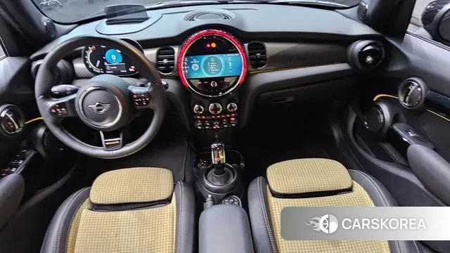 Mini Cooper S id 3316784 из Кореи 17