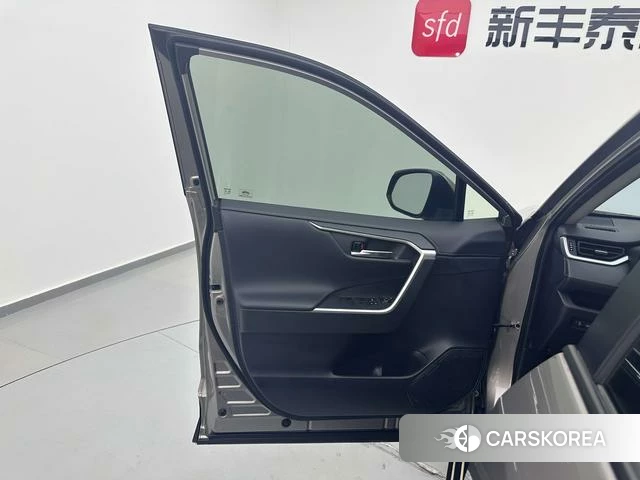 Toyota RAV4 Rongfang id 3889044 из Китая 27