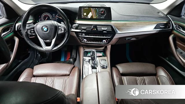 BMW 5 Series (G30) id 4188275 из Кореи 17