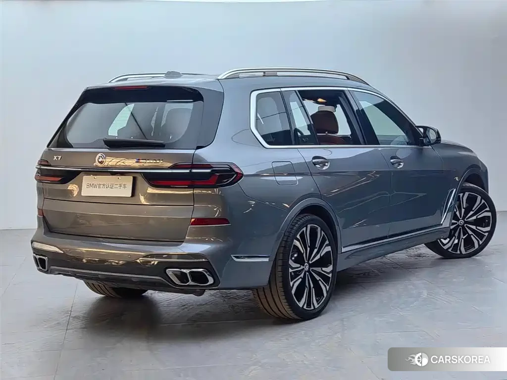 BMW X7 M60i id 4548235 из Китая 15