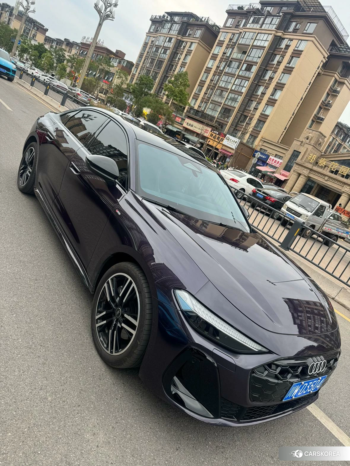 Audi A5L id 4487426 из Китая 7
