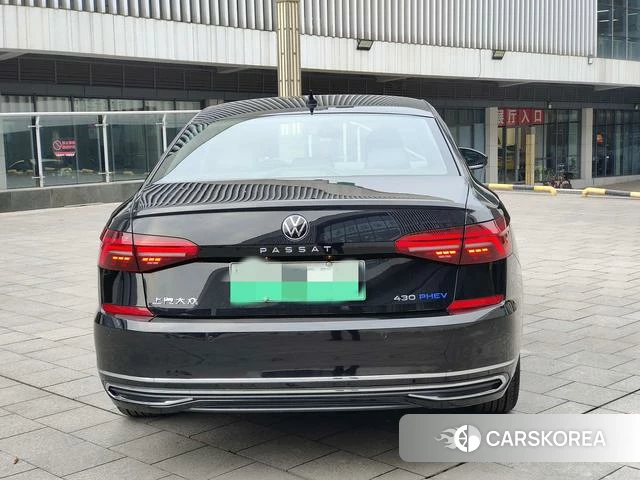 Volkswagen Passat PHEV id 4260222 из Китая 22