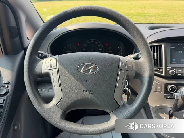 Hyundai The New Grand Starex id 4255155 из Кореи 16