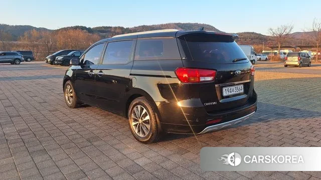 Kia All New Carnival id 3558132 из Кореи 17