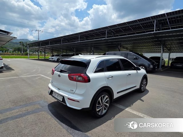 Kia Niro id 4536663 из Кореи 17