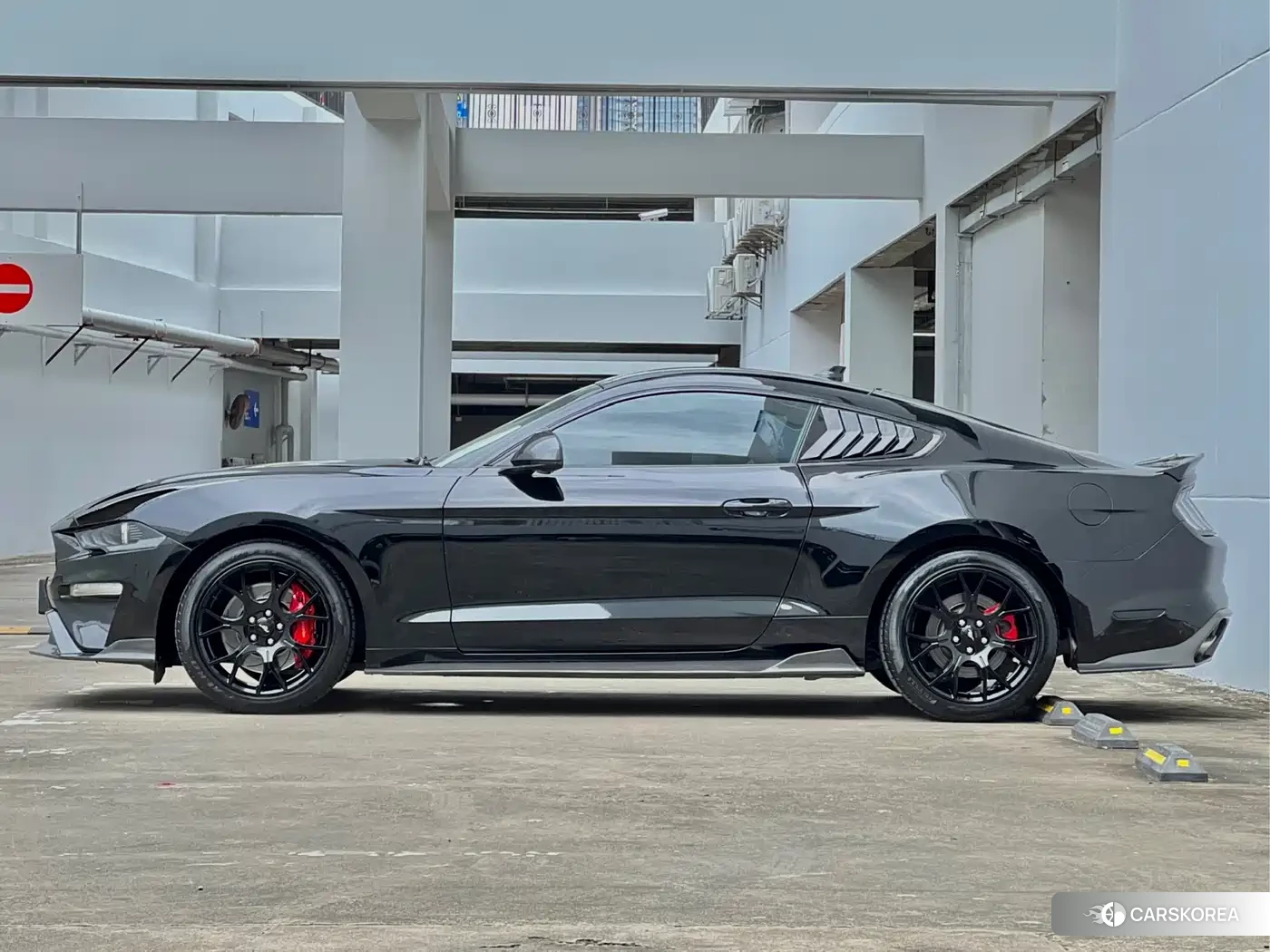 Ford Mustang id 4600831 из Китая 7