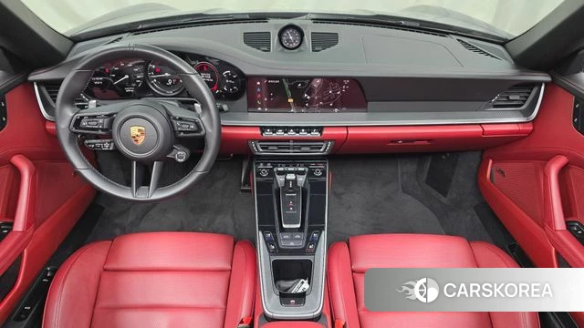 Porsche 911(992) id 4308103 из Кореи 32