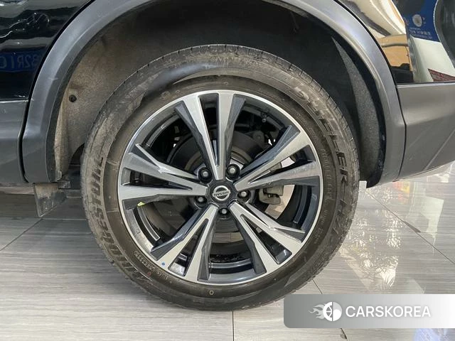 Nissan Qashqai id 4297681 из Китая 23