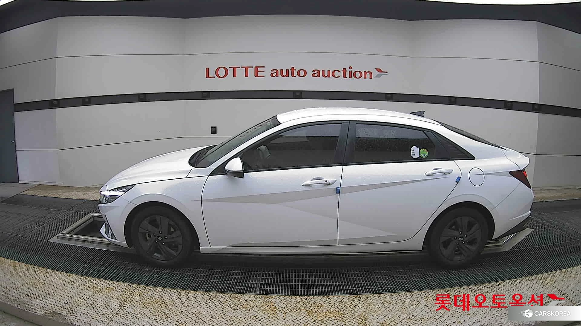 Hyundai Avante Hybrid id 4352337 из Кореи 33