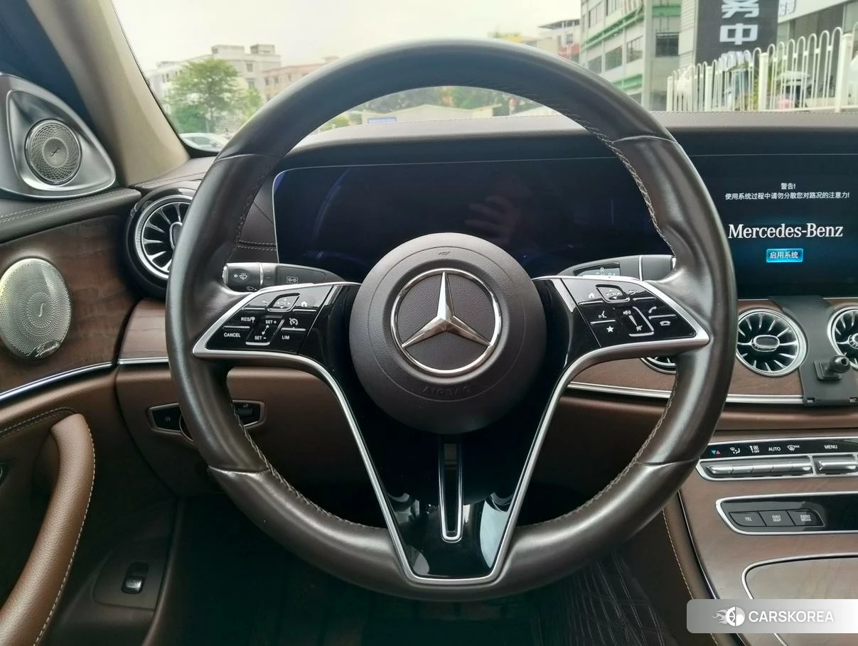 Mercedes-Benz E-class id 4468120 из Китая 14