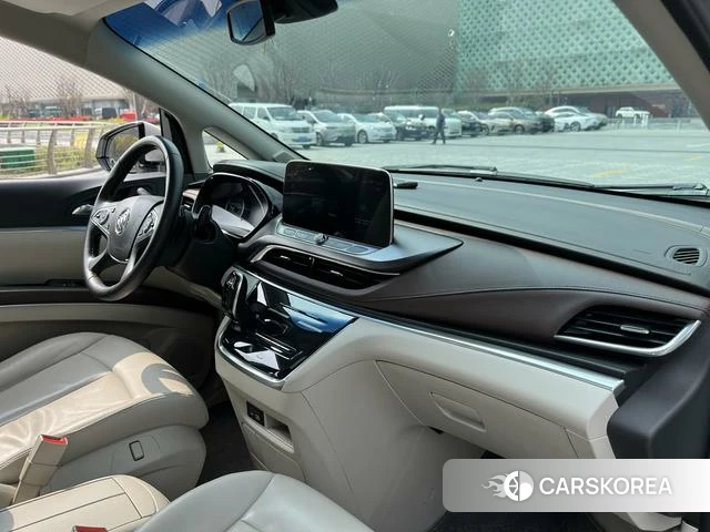 Buick GL8 id 4239214 из Китая 22