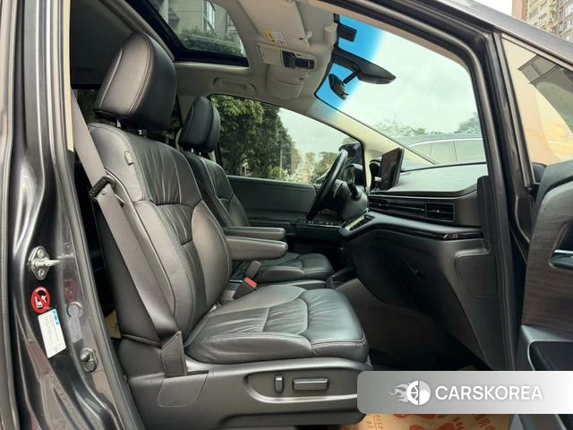 Honda Odyssey id 4300309 из Китая 14