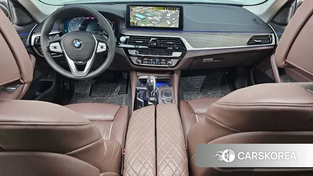 BMW 5 Series (G30) id 3011708 из Кореи 17