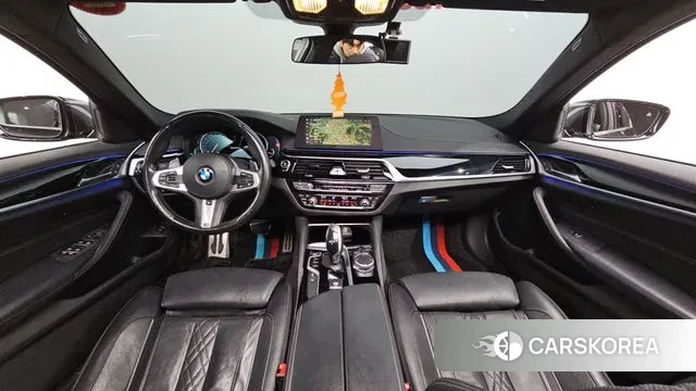 BMW 5 Series (G30) id 3455130 из Кореи 17