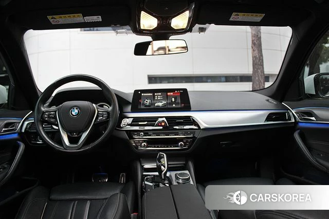 BMW 5 Series (G30) id 3889433 из Кореи 17