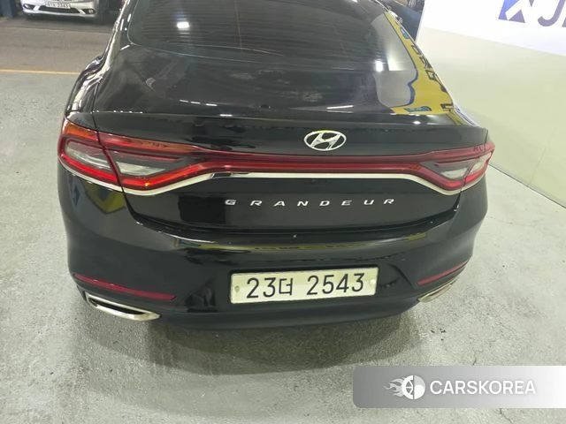 Hyundai Grandeur IG id 4311139 из Кореи 10