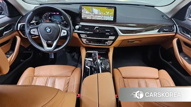 BMW 5 Series (G30) id 3518117 из Кореи 17