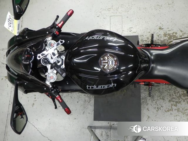 Проданный Triumph DAYTONA 675 id 3997820 из Японии, фото 21