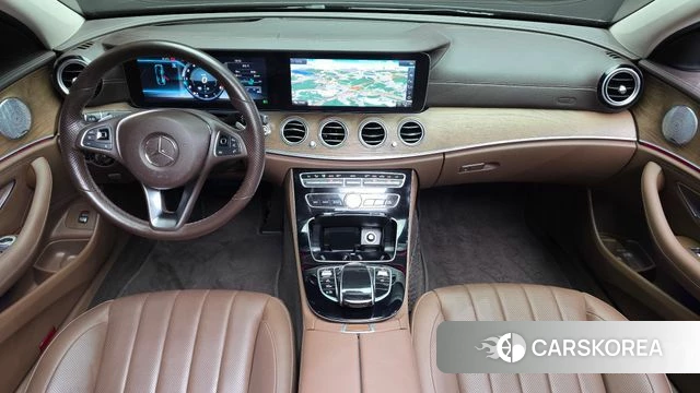 Mercedes-Benz E-Class W213 id 3937239 из Кореи 17