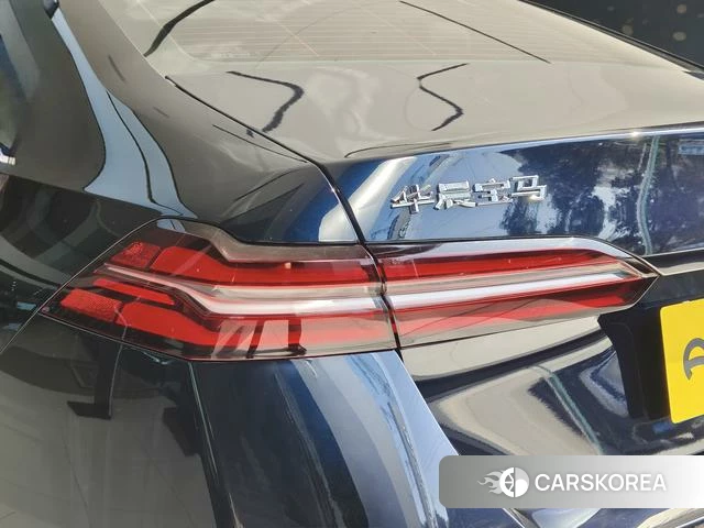 BMW 5 series id 4271289 из Китая 17