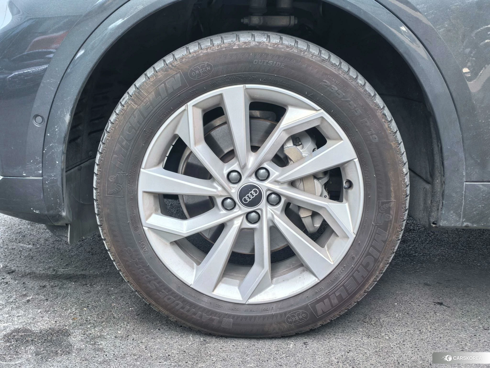 Audi Q5L id 4407248 из Китая 20