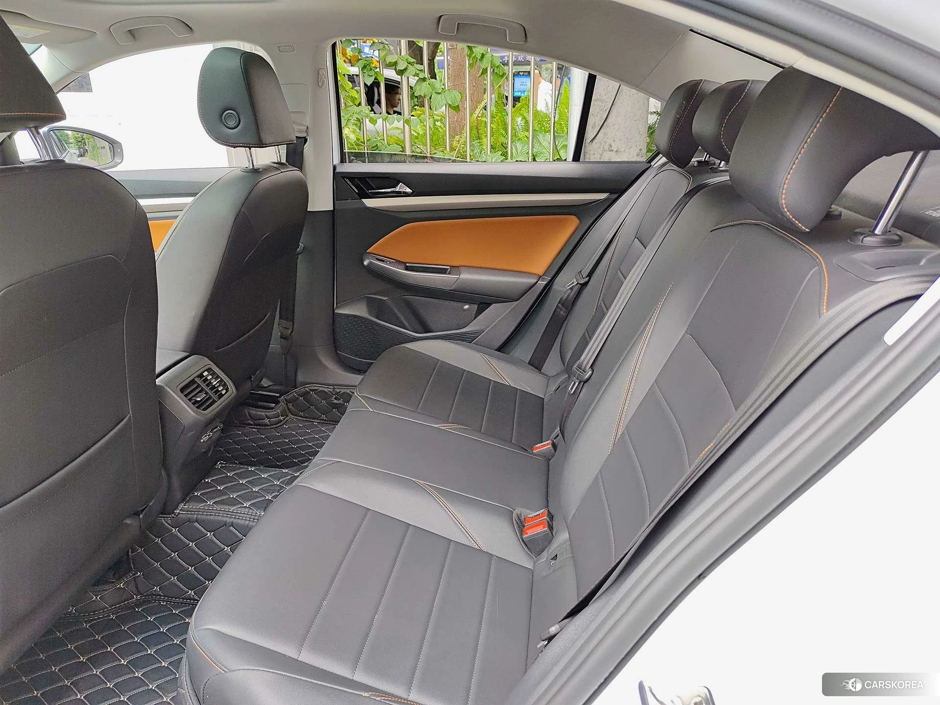 Volkswagen Bora id 4452751 из Китая 7