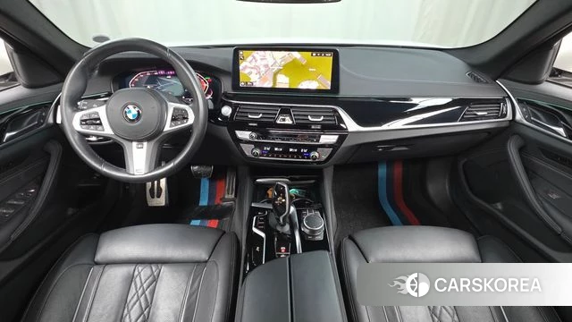 BMW 5 Series (G30) id 4535530 из Кореи 29