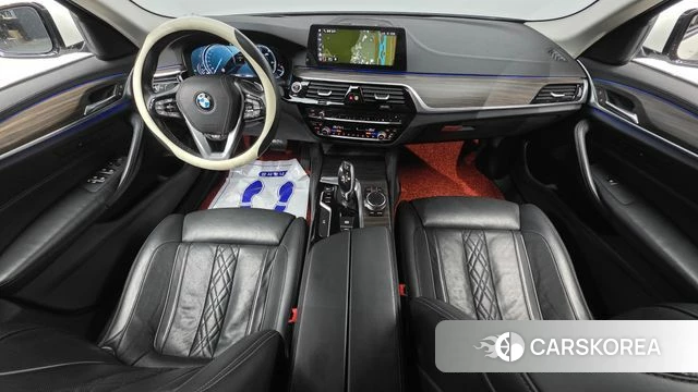 BMW 5 Series (G30) id 3966321 из Кореи 17