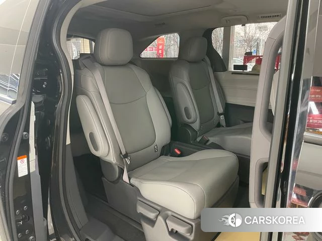 Toyota Grevia id 4276008 из Китая 28