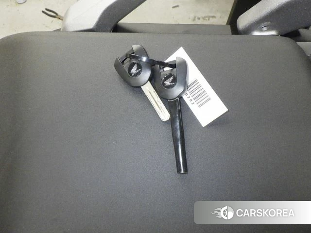 Honda TRANSALP XL750 id 3950100 из Японии 31