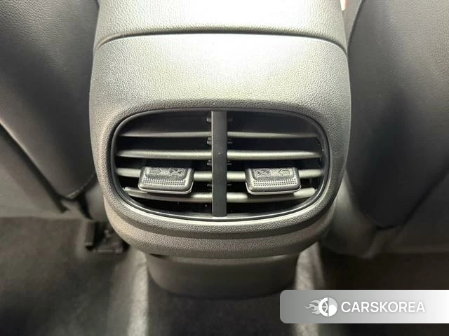 Hyundai Elantra id 4276219 из Китая 23