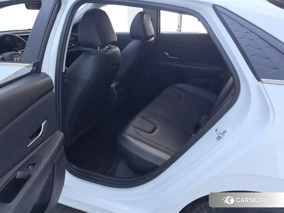 Hyundai Elantra id 4559715 из Китая 13