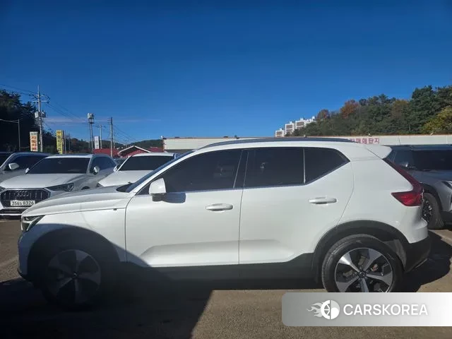 Volvo XC40 id 3348535 из Кореи 17