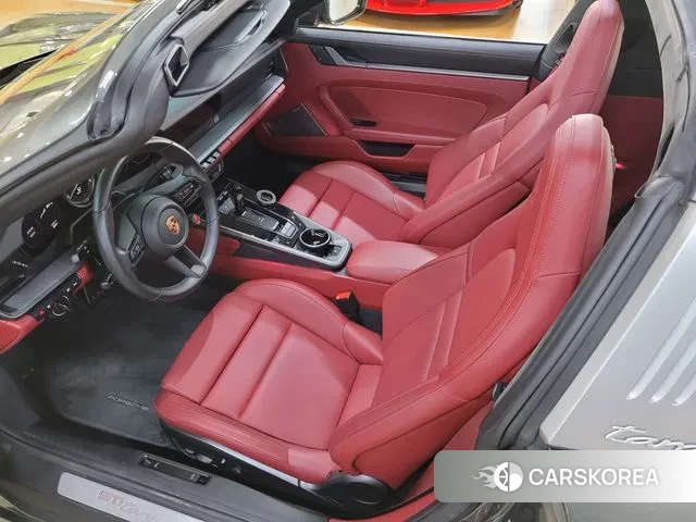 Porsche 911(992) id 3371466 из Кореи 17