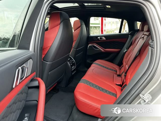 BMW X6 M id 4265582 из Китая 9