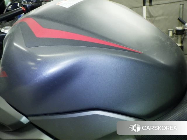 Проданный Honda CBR400R id 4011838 из Японии, фото 29