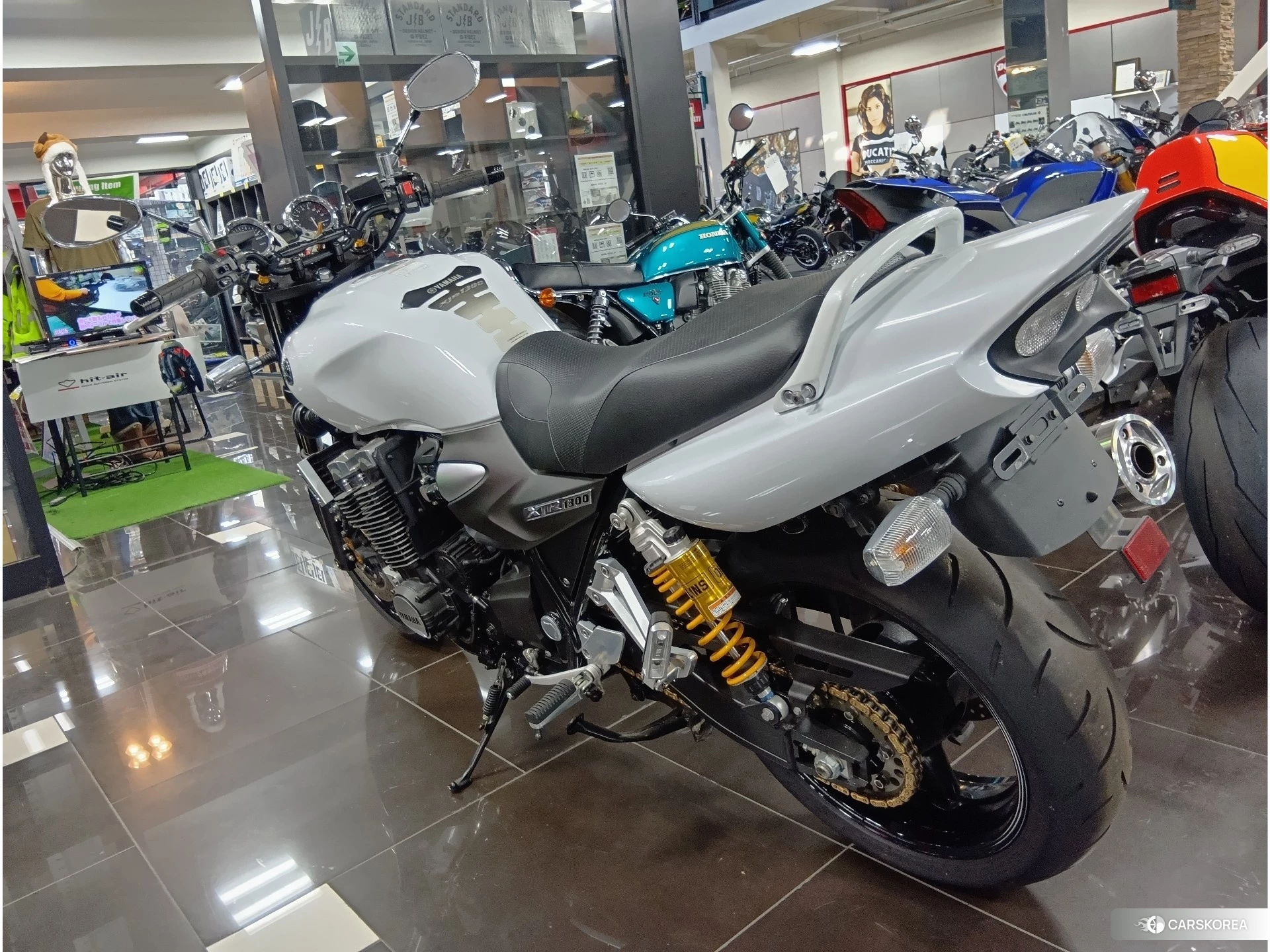 Yamaha XJR 1300 id 4183457 из Японии 12