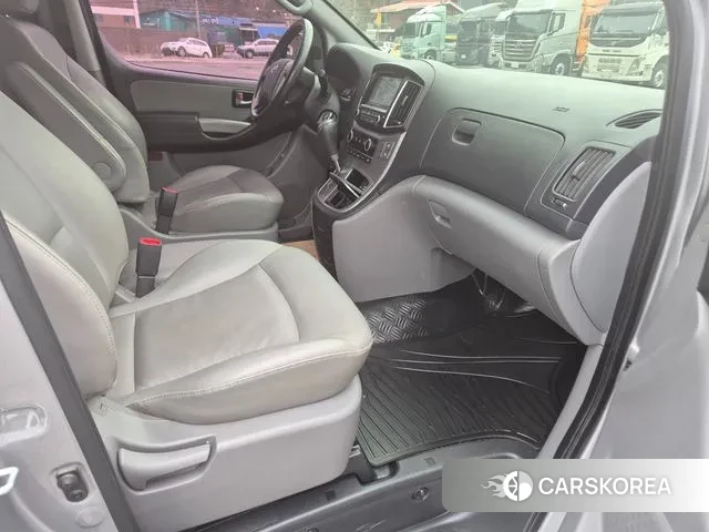 Hyundai The New Grand Starex id 3480140 из Кореи 15