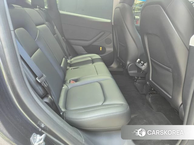 Tesla Model Y id 4664984 из Кореи 17