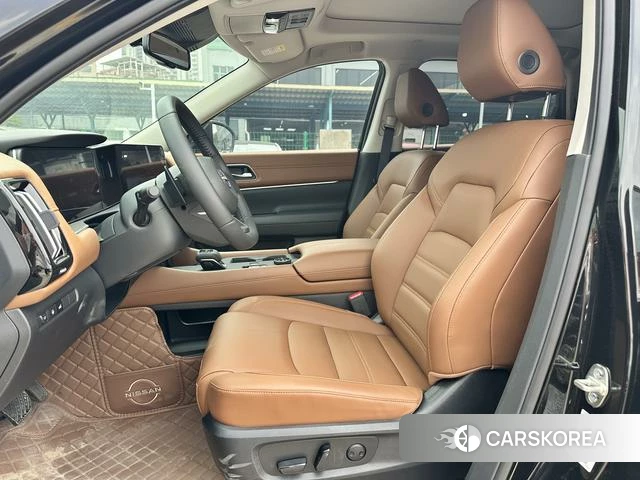 Nissan Exploring the land id 4262621 из Китая 17